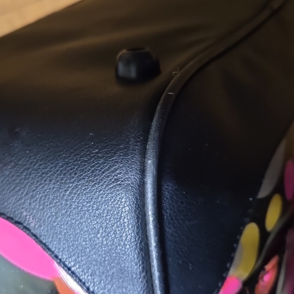 Vintage 90's Roxy Travel Duffle - Picture 5 of 16